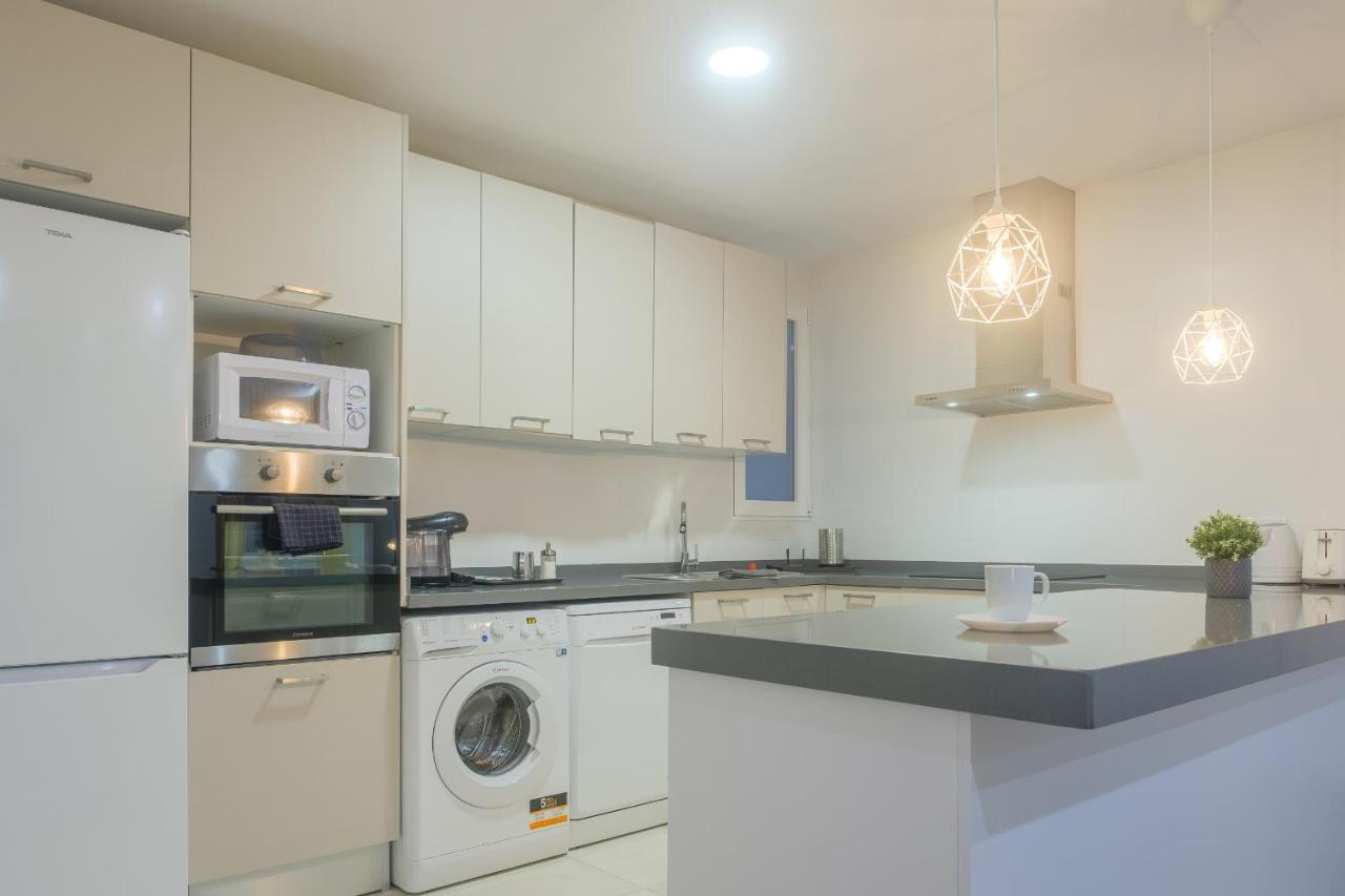 Bright, Brand New & Very Comfortable Apartment Валенсия Экстерьер фото